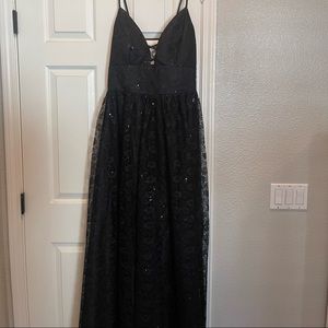BLACK PROM DRESS